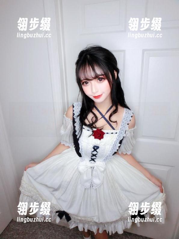 17 “www.17”app的评论区,是魔幻现实主义的现场么?