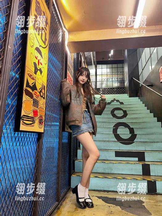 17吃瓜 蹲首页,17吃瓜黑料欲说还休,一堆槽点等你