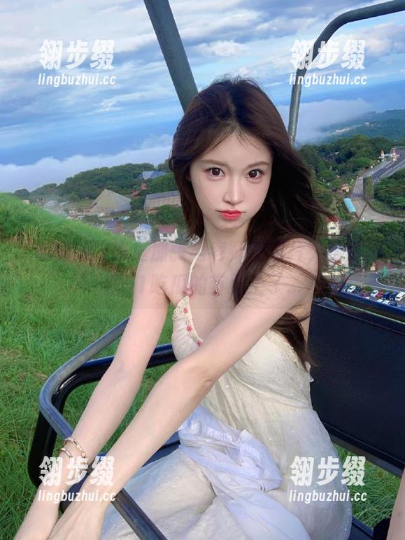家里那张马老师的照片，也许不在51吃瓜的首页上了...