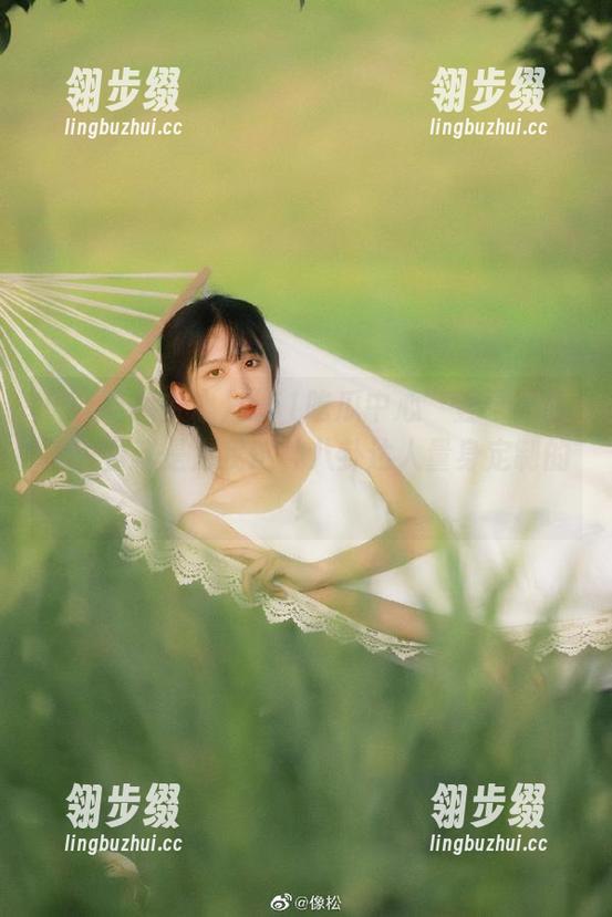 51吃瓜中心 “51吃瓜中心”登录界面,一看就是为我这种八卦达人量身定制的!