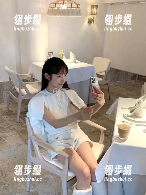 51吃瓜网 首页更新啦!51吃瓜网今日推出“吃个瓜,聊聊心”专栏,幽默齐上线哦!