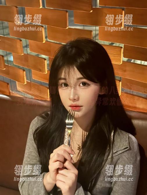 51黑料网 哪怕51黑料网页的八卦风格我无从解释,心底深处却异常欢愉!