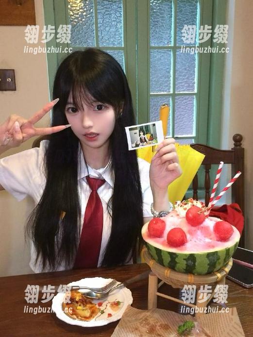 91吃瓜在线更新，今天的热瓜在你手指间转转！