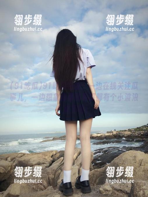 91吃瓜在线：一边在线关注瓜事儿，一边想象如果所有瓜都有个小波浪！真不错！