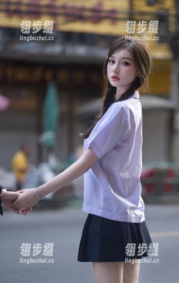 无聊在线求瓜：91吃瓜的锅不背，舞台上发生了啥？