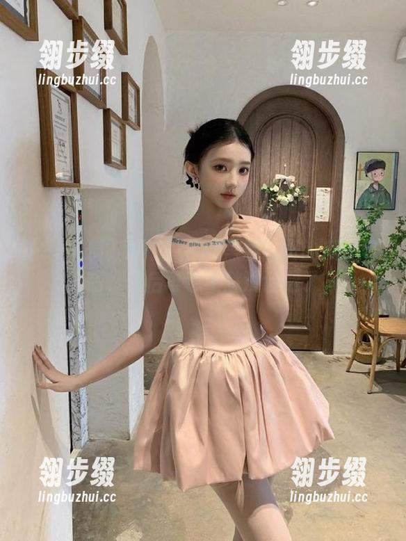 我只想在91黑料首页的瓜下好好嗨，以后再也不愁没话题了～