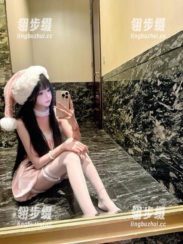 躲在角落里的tttzzz.su网页黑料入口，果真值得探索！
