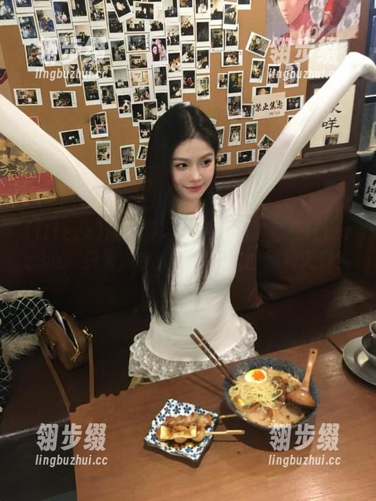 tttzzz 隔壁复习的我急匆匆登录tttzzz.su,只为那令人心跳加速的黑料入口!