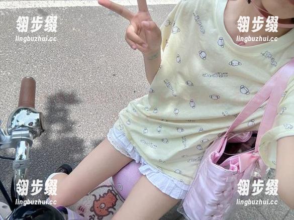 看来“zztt11”是主页上的吸引力，我的注意力又被夺走了！