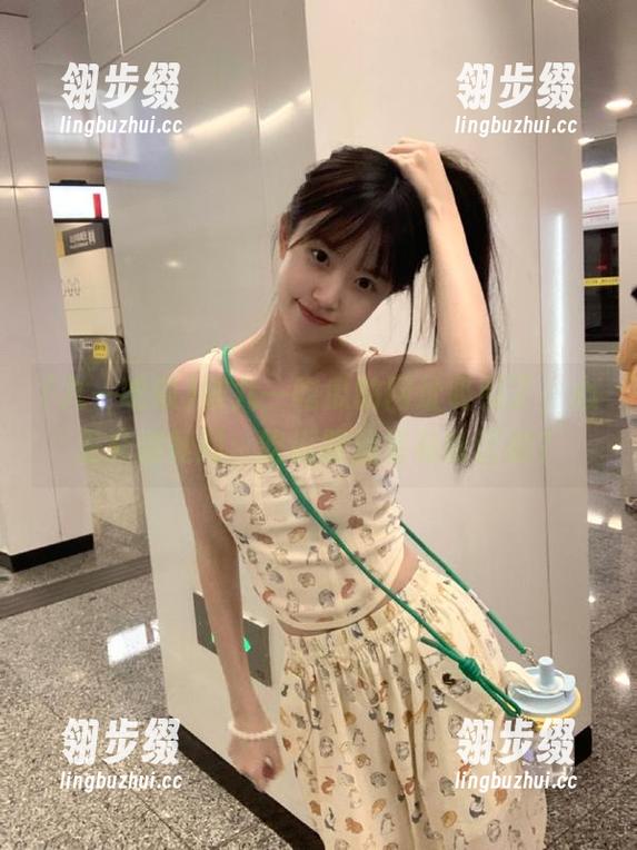被九一吃瓜的网址吸引了，心里充满疑问：吃瓜跟追星有啥区别？
