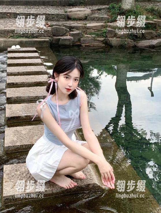 不小心掉进免费吃瓜网的传送门，感觉自己像是八卦的魔法师！
