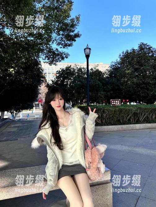 吃瓜网 动动手指,下载“吃瓜网”,期待那一口甜蜜的瓜滋味