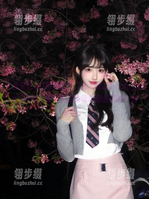 我要吃瓜 别问我在“我要吃瓜51chigua”网址干嘛,吃瓜的同时顺便种草一堆事情。
