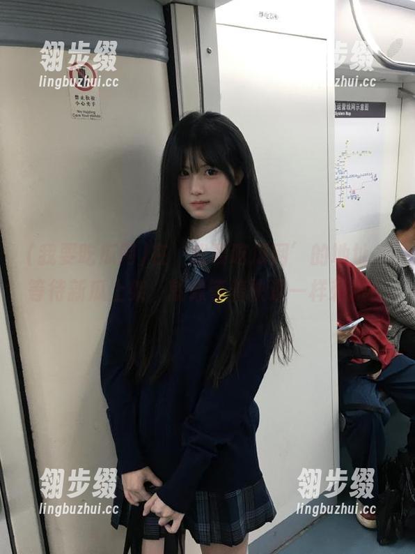 我要吃瓜网 在‘我要吃瓜网’的地址,等待新瓜上架,就像等着快递一样刺激!