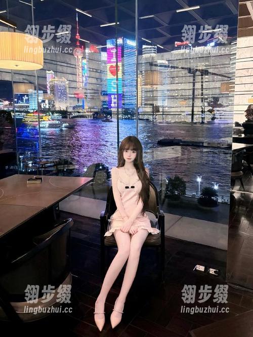 每日黑料 在线围观剧场:每日黑料让你手眉无敌!