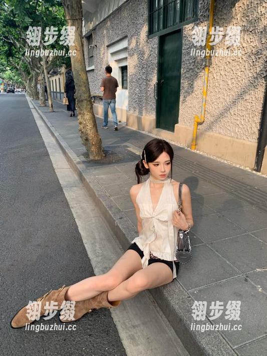 最新赛道——海角吃瓜，短短一口竟引发千思万绪！
