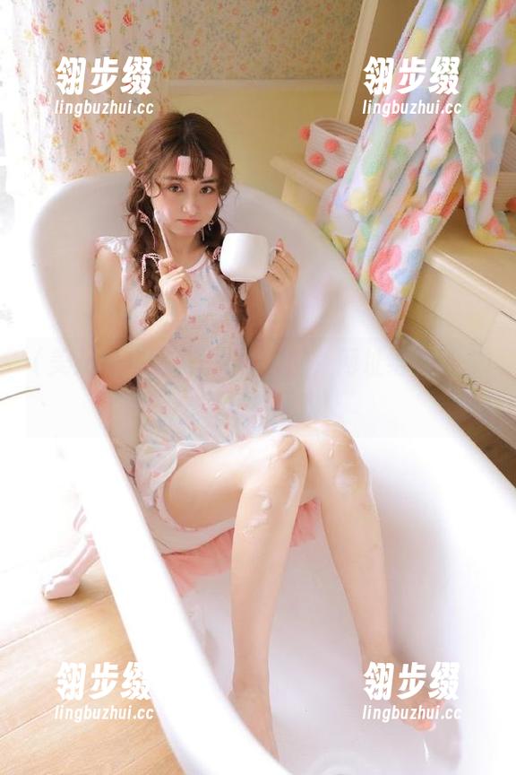 美女黑料网，网址给你带来一场视觉狂欢！