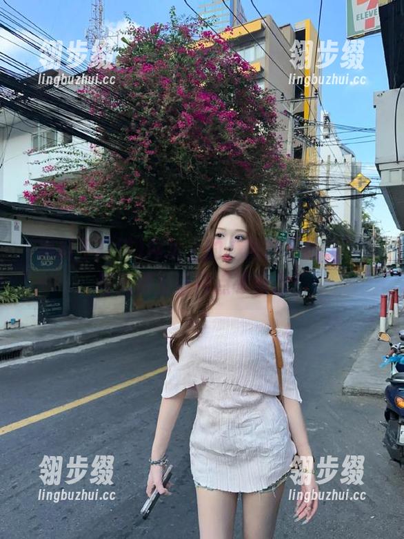 网址上的“黑料不打洋”，每天都有新槽点等着你！
