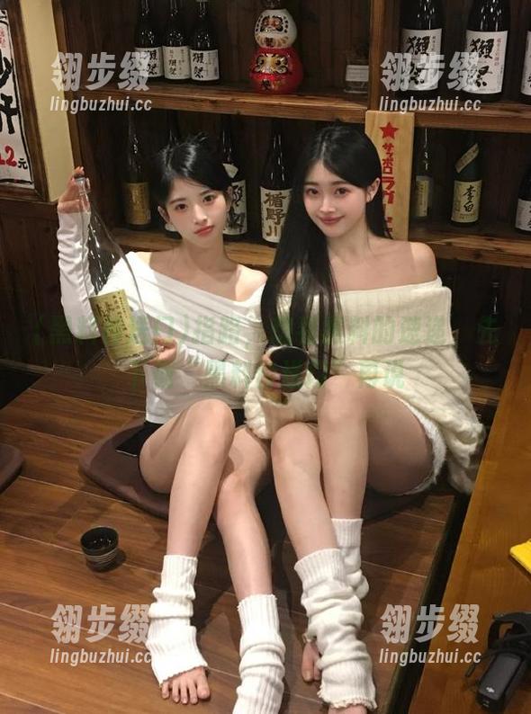 指路，想看黑料的速递，先下载“黑料传送门”再说