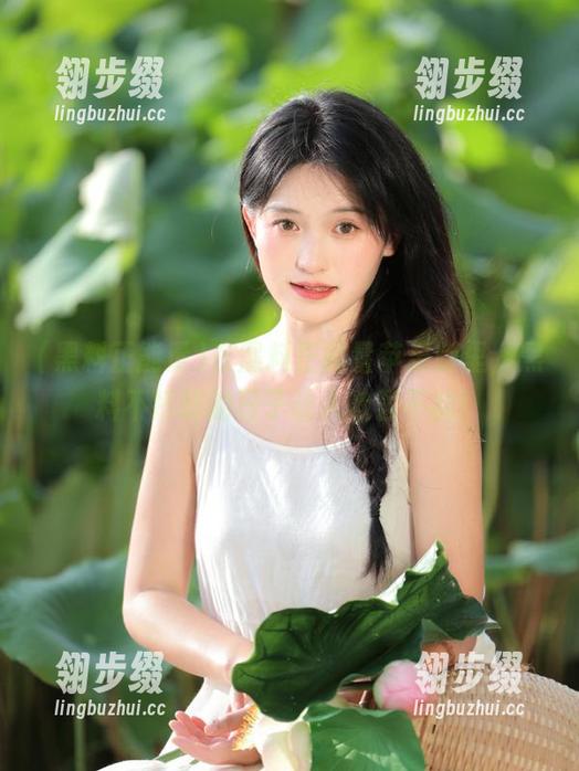 在黑料正能量苹果版里，黑料不打烊的日子让人欲罢不能！