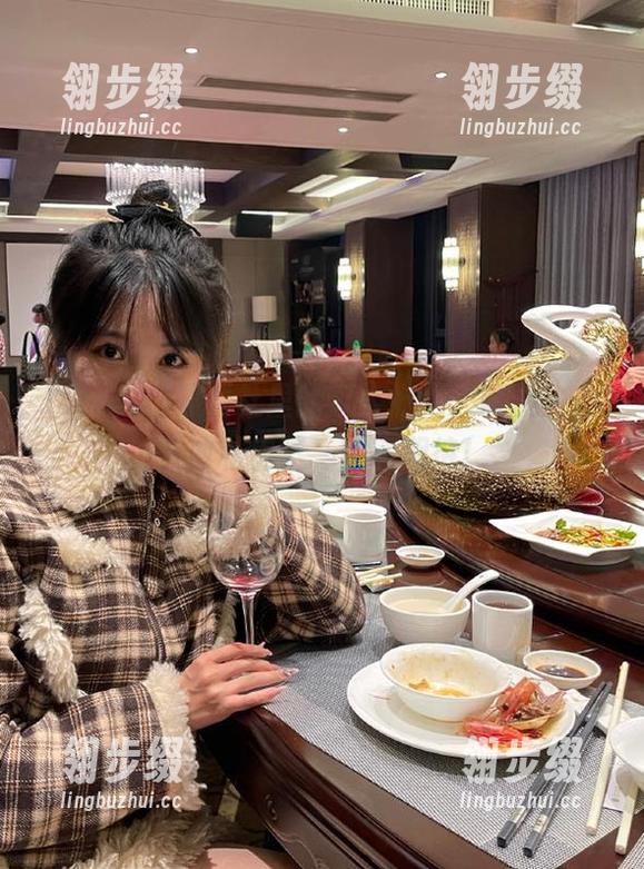 黑料社 黑料社里的瓜太好吃,收藏一份当做私房菜,塞满期待!