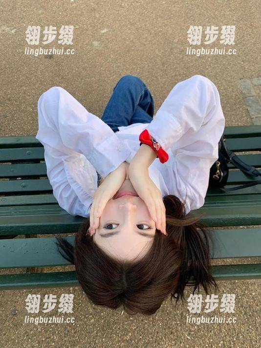黑料社 黑料社导航:吃瓜八卦横行,喜欢消化就来吧!